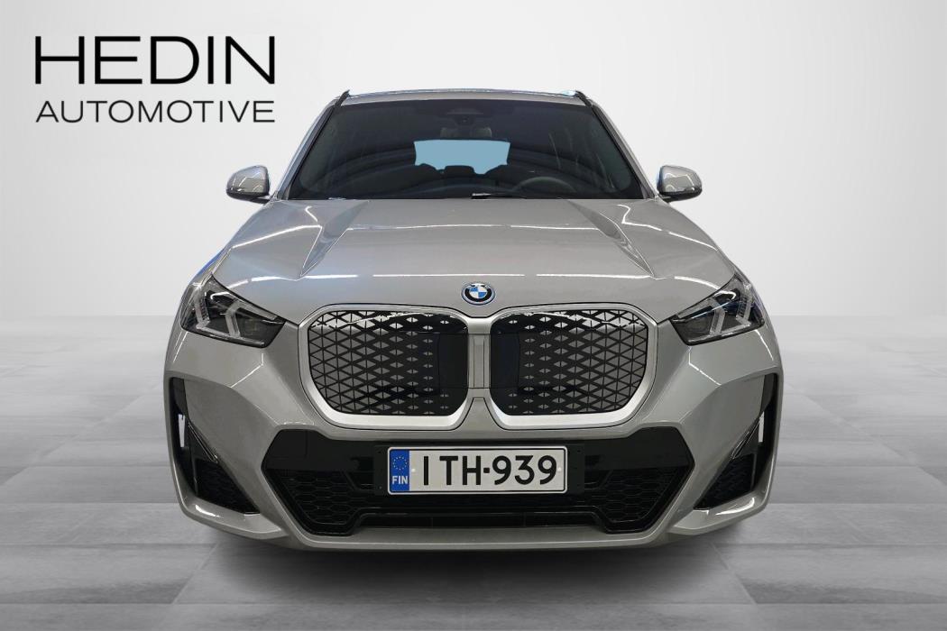 BMW iX1 2026