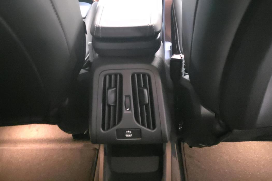 BMW iX1 2026