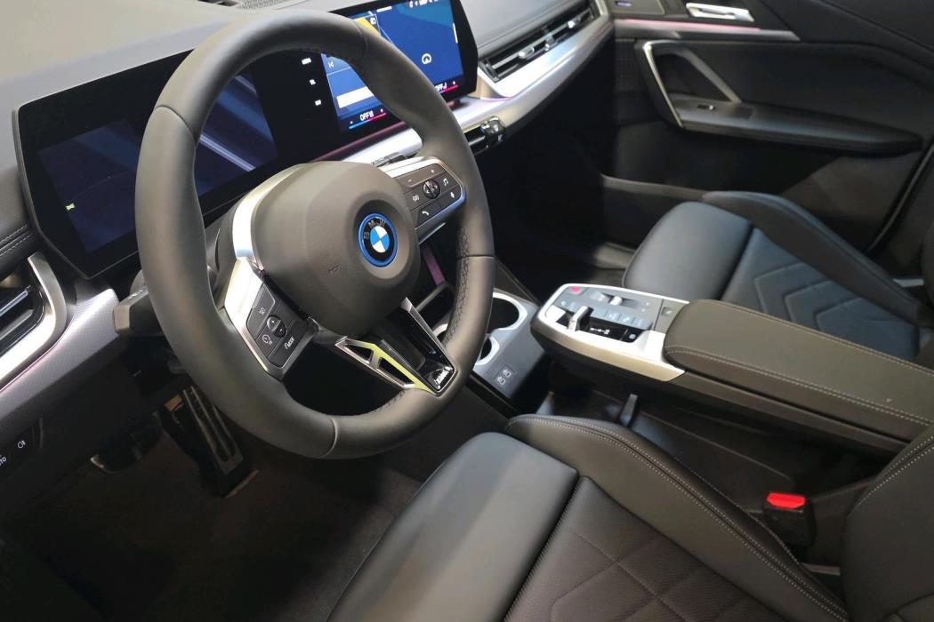 BMW iX1 2026