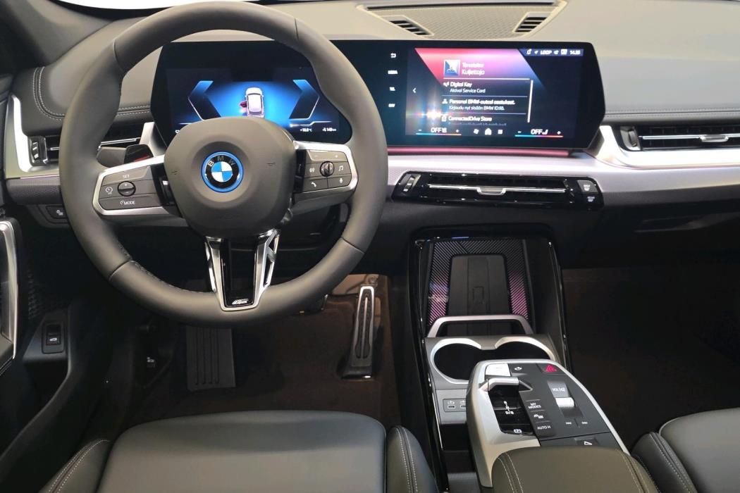 BMW iX1 2026