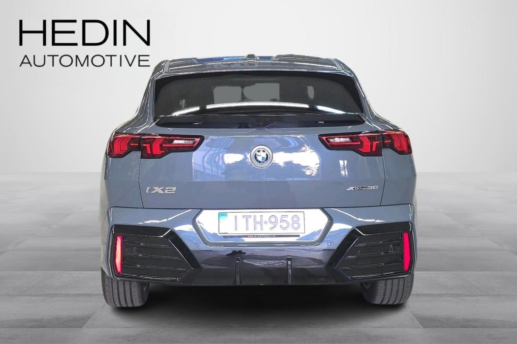 BMW iX2 2026
