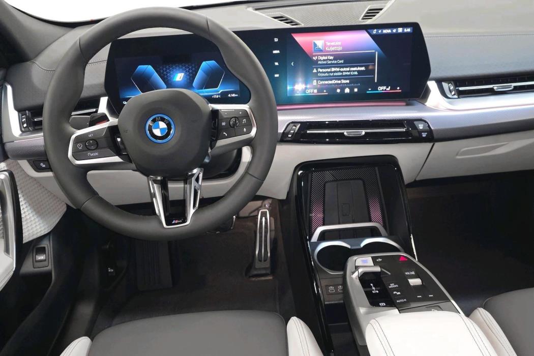 BMW iX2 2026