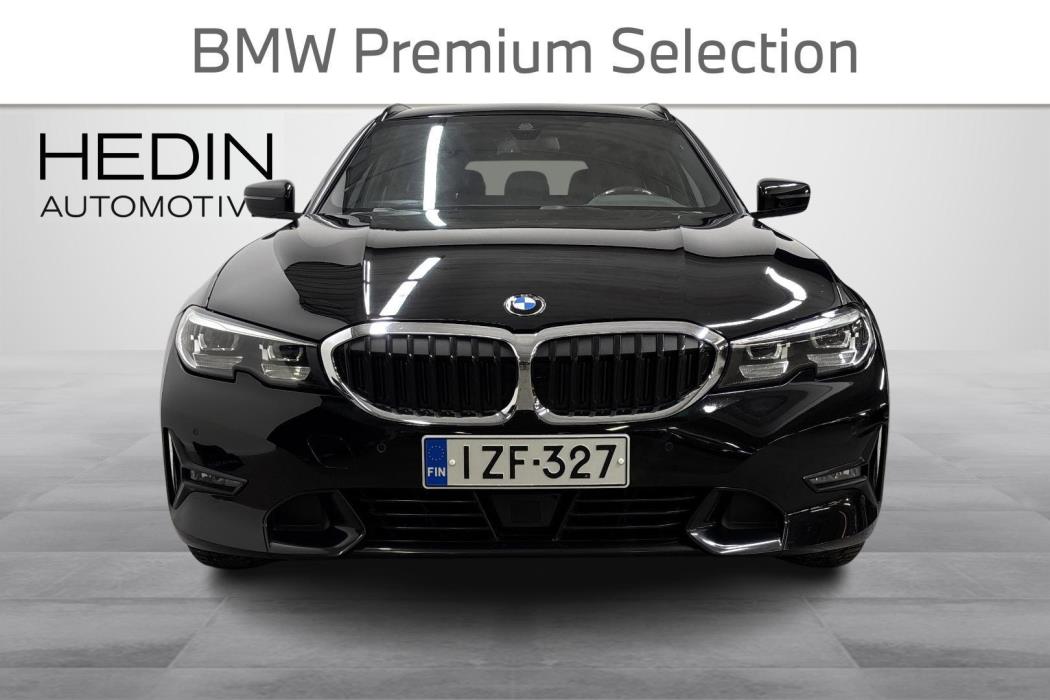 BMW 330 2021