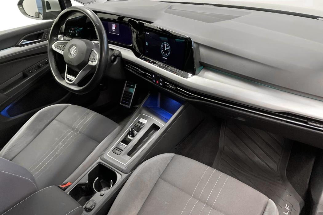 Volkswagen Golf 2021