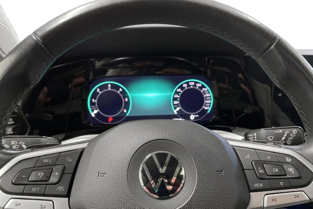 Volkswagen Golf 2021