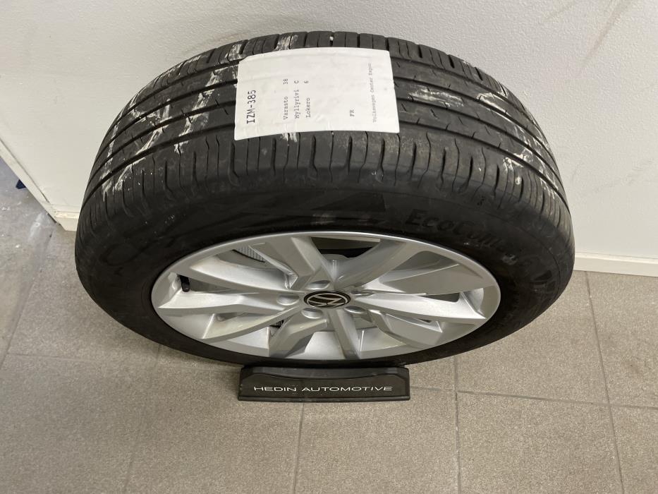 Volkswagen Golf 2021