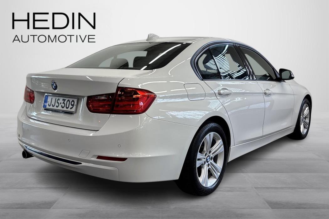 BMW 320 2015