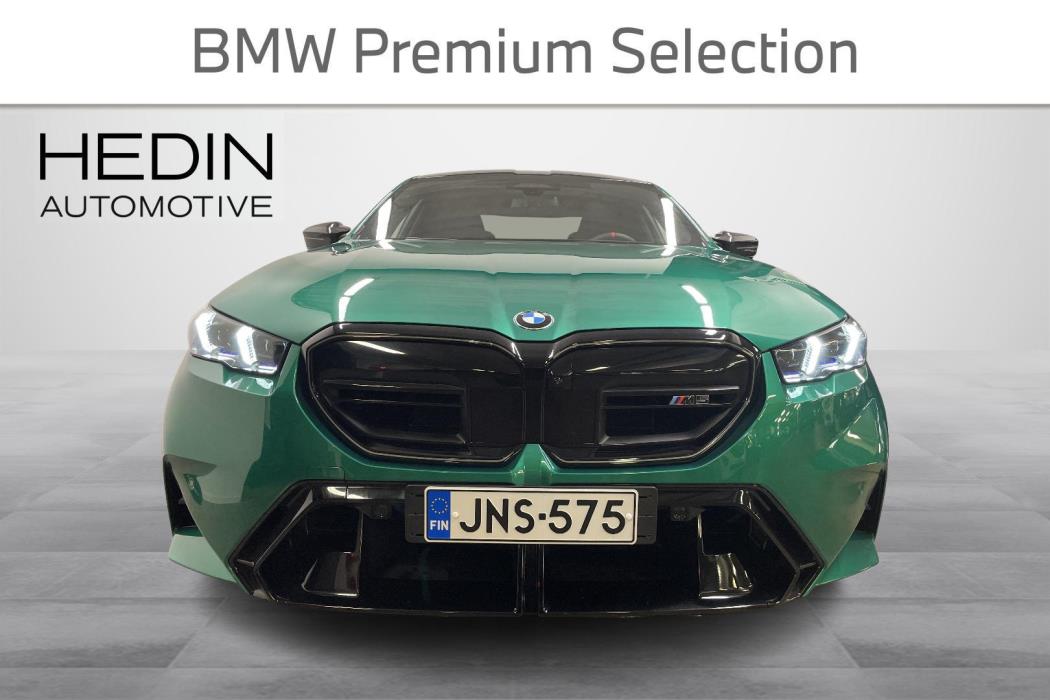 BMW M5 2025