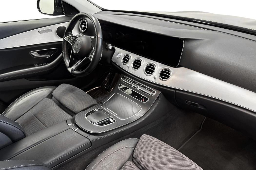 Mercedes-Benz E 2023