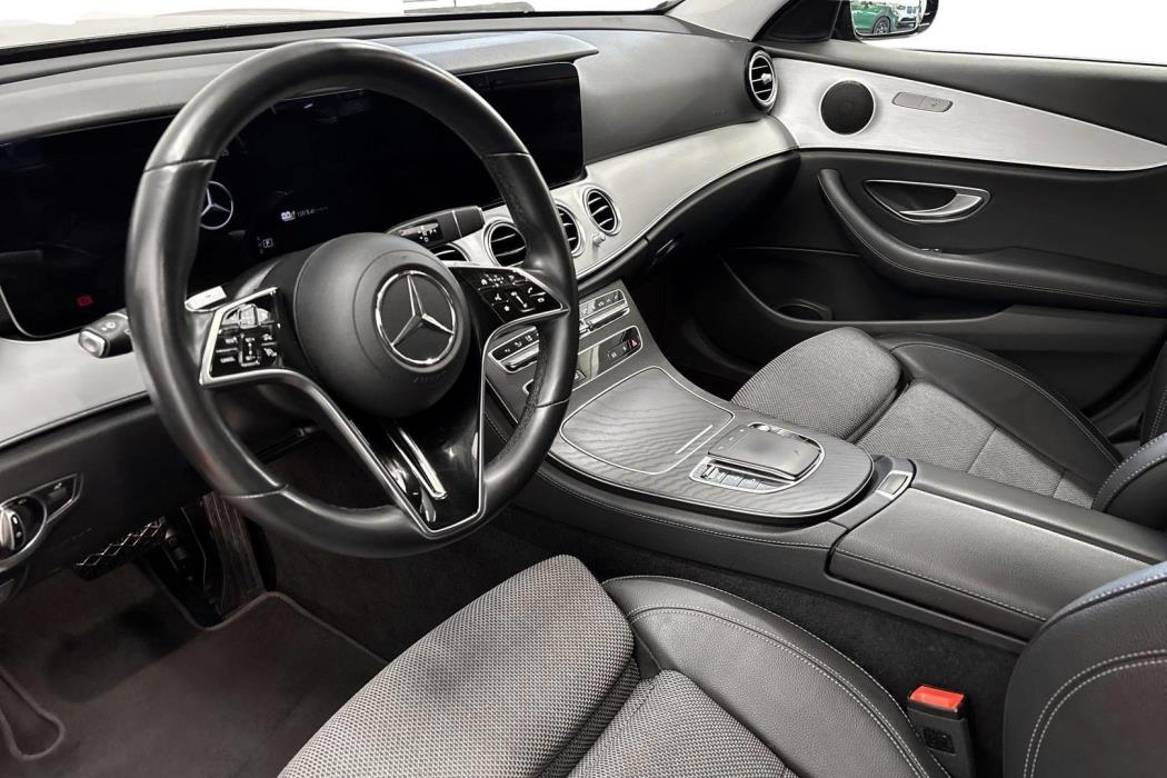 Mercedes-Benz E 2023