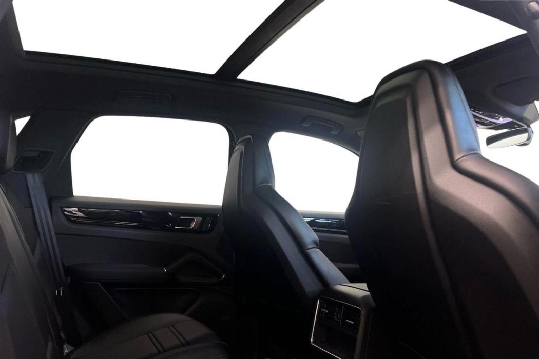 Porsche Cayenne 2023
