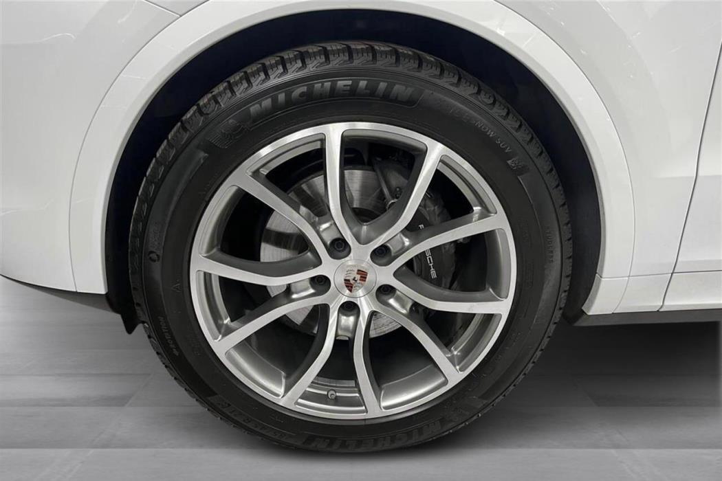Porsche Cayenne 2023