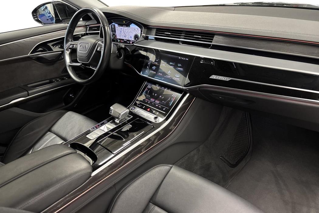 Audi A8 2021