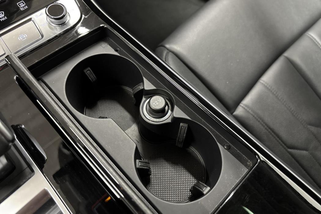 Audi A8 2021