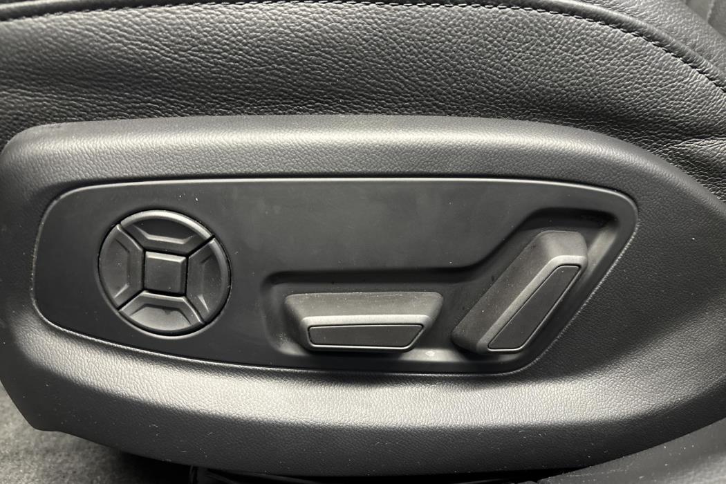 Audi A8 2021