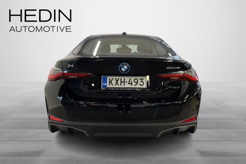 BMW i4 2025