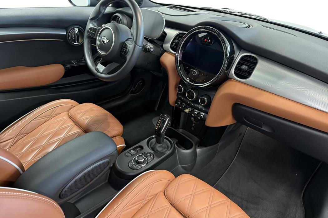 MINI Hatchback 2023