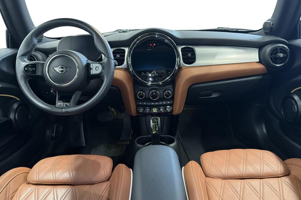 MINI Hatchback 2023