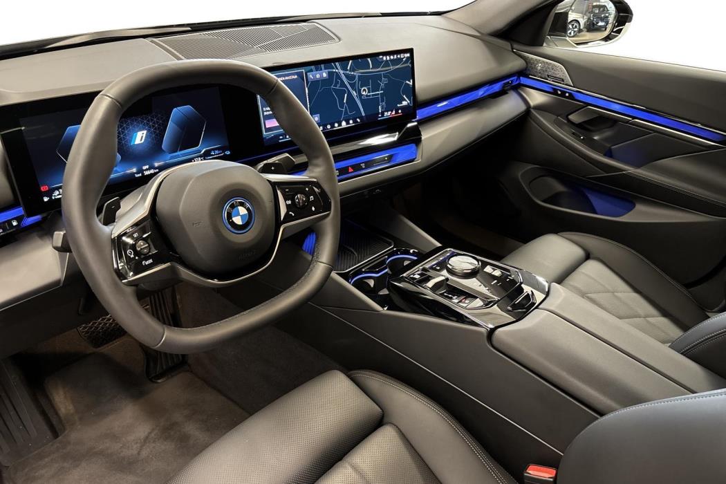BMW 530 2024