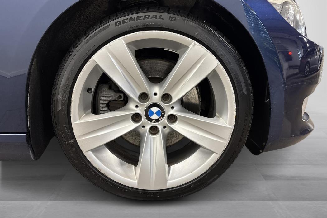 BMW 325 2010