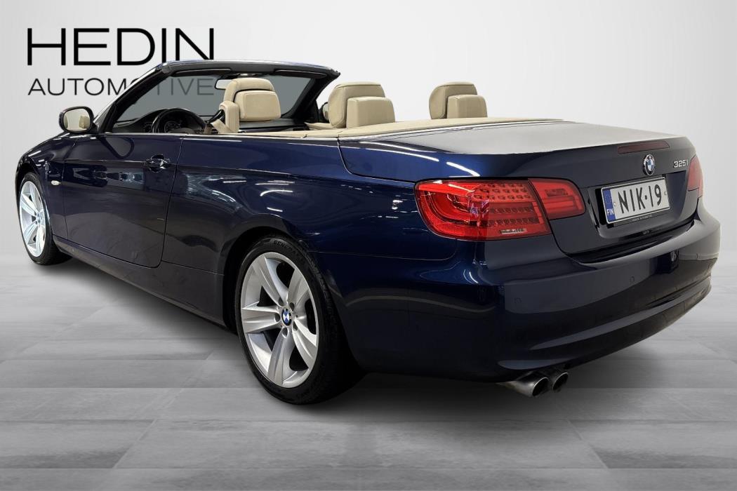 BMW 325 2010
