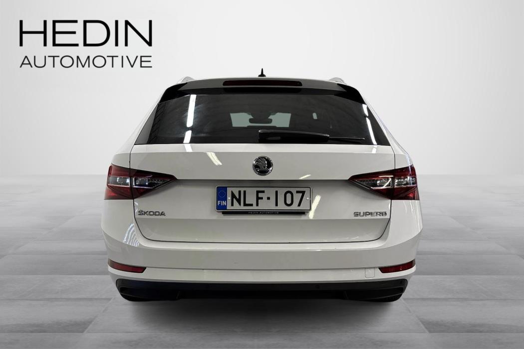 SKODA Superb 2018