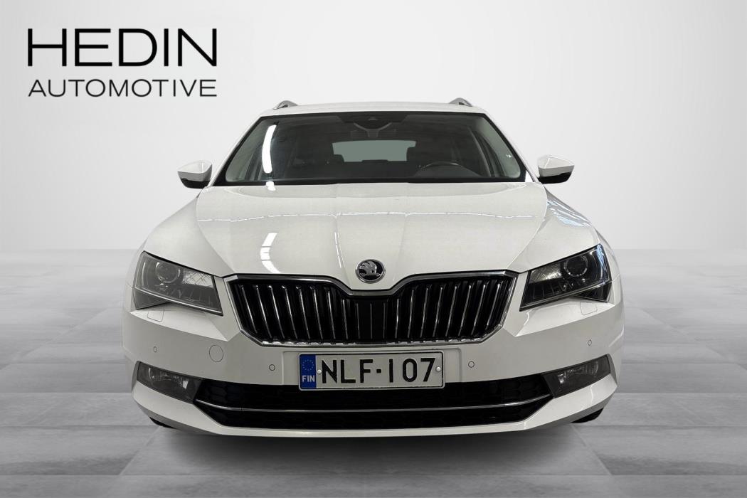 SKODA Superb 2018