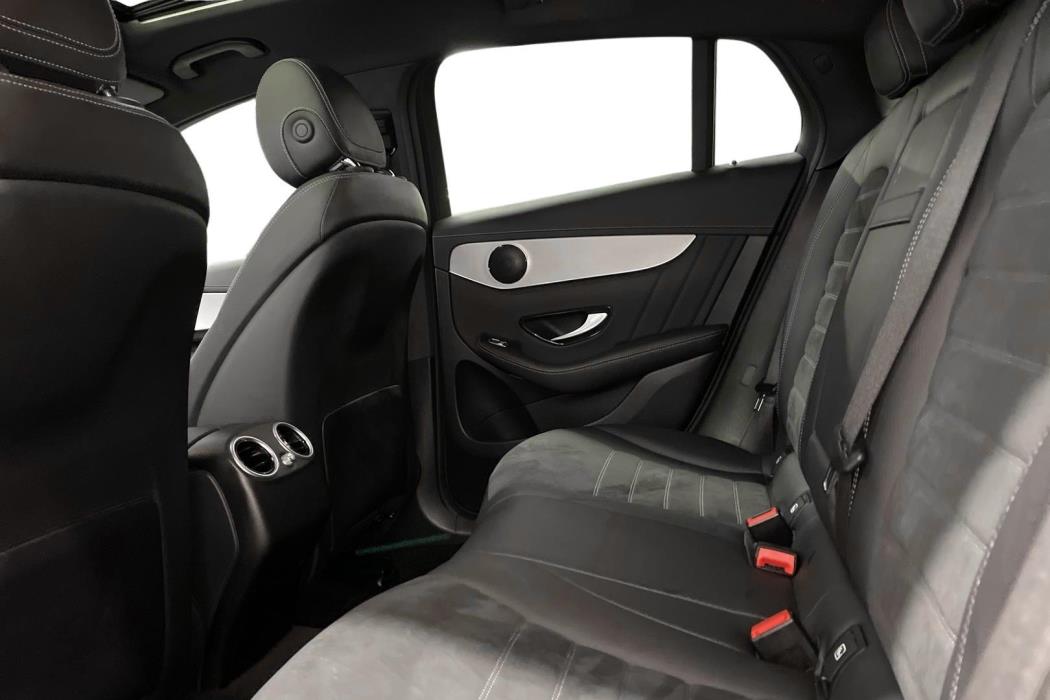 Mercedes-Benz GLC 2023