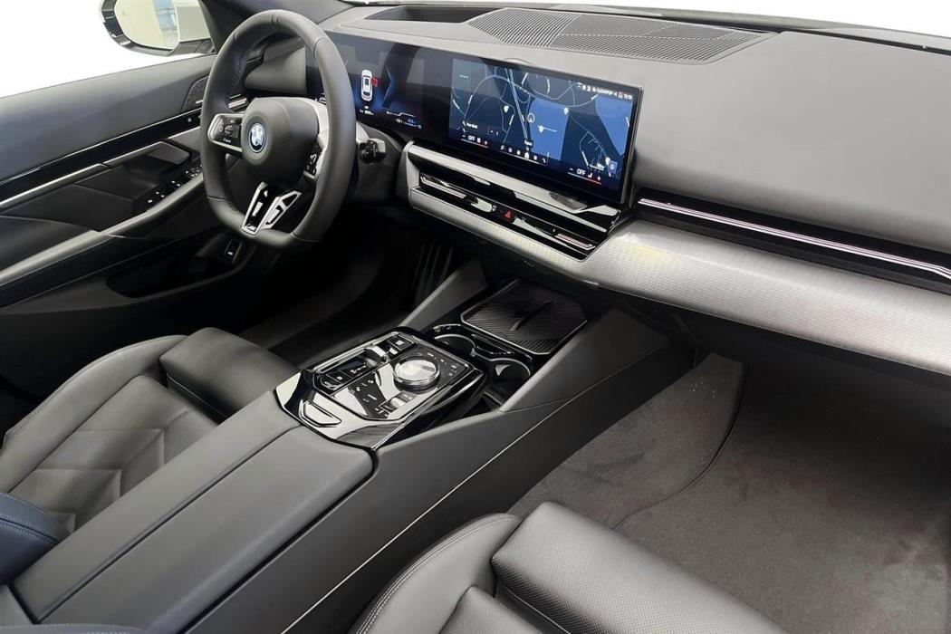 BMW 530 2026