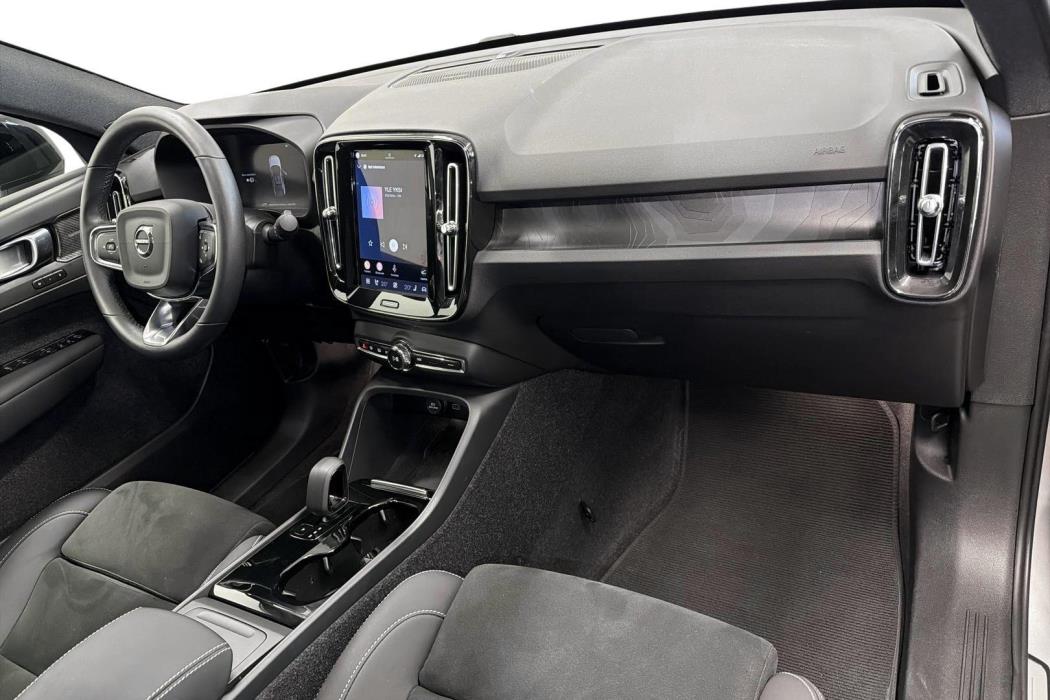 Volvo C40 2022