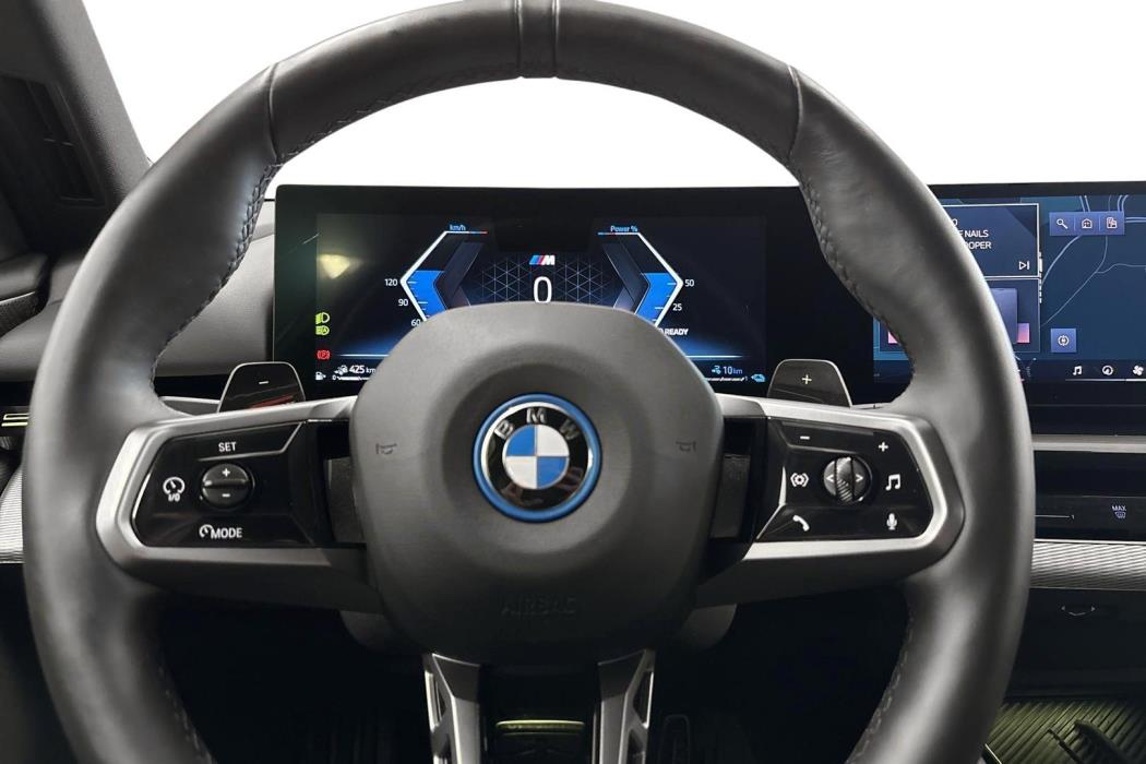 BMW 530 2025