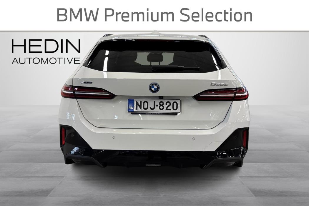 BMW 530 2025