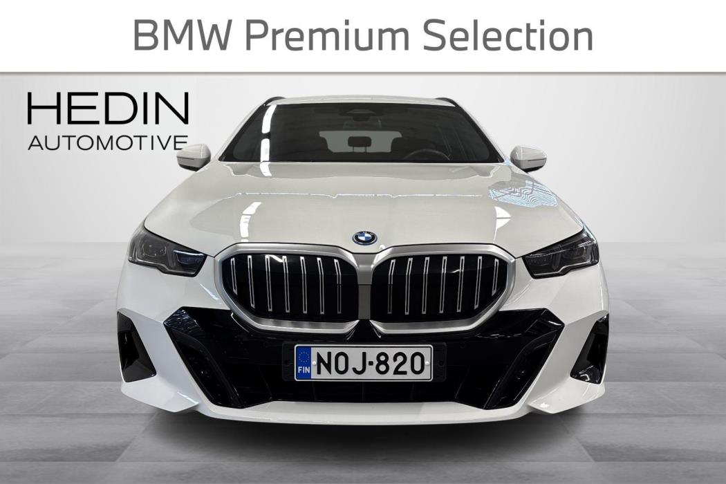 BMW 530 2025