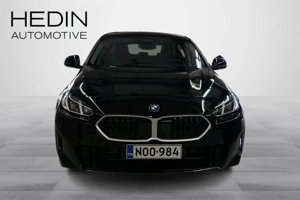 BMW 120 2026