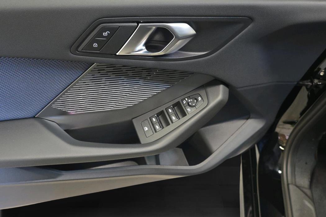BMW 120 2026