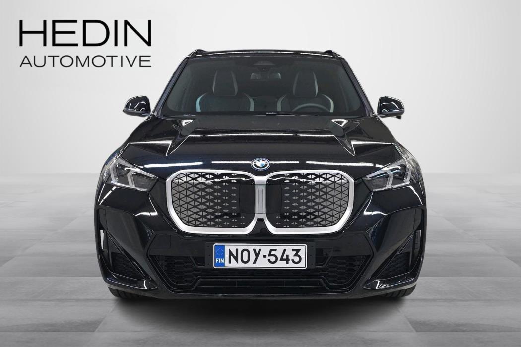 BMW iX1 2026