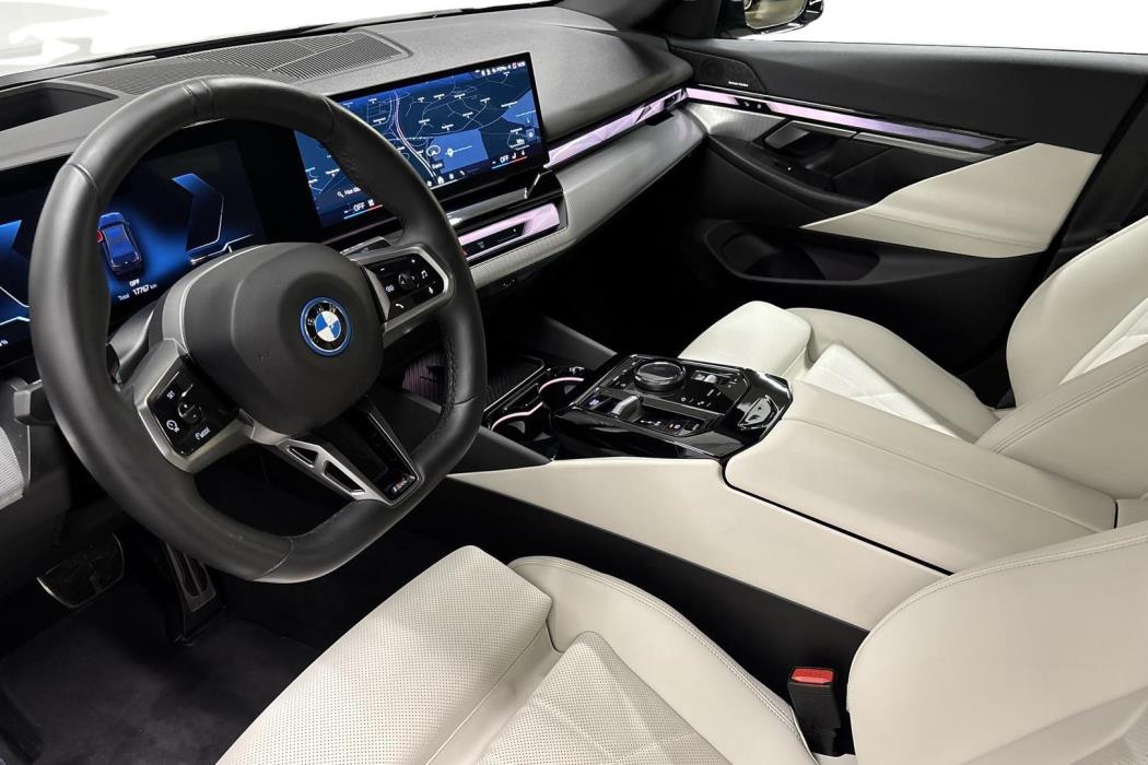BMW i5 2024