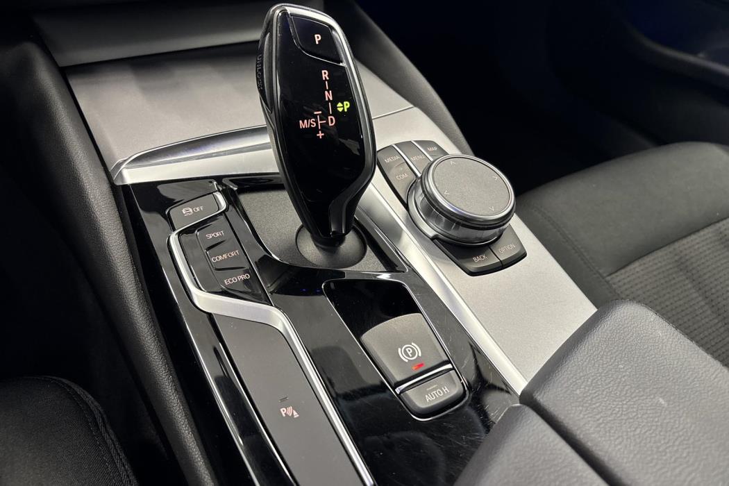 BMW 518 2020