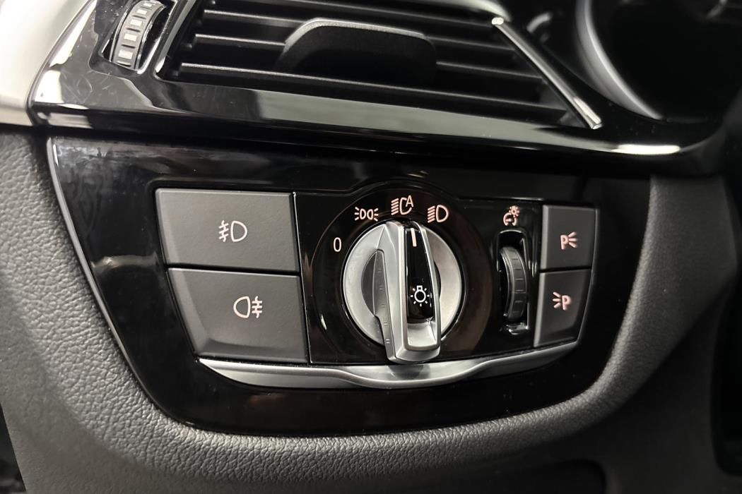 BMW 518 2020
