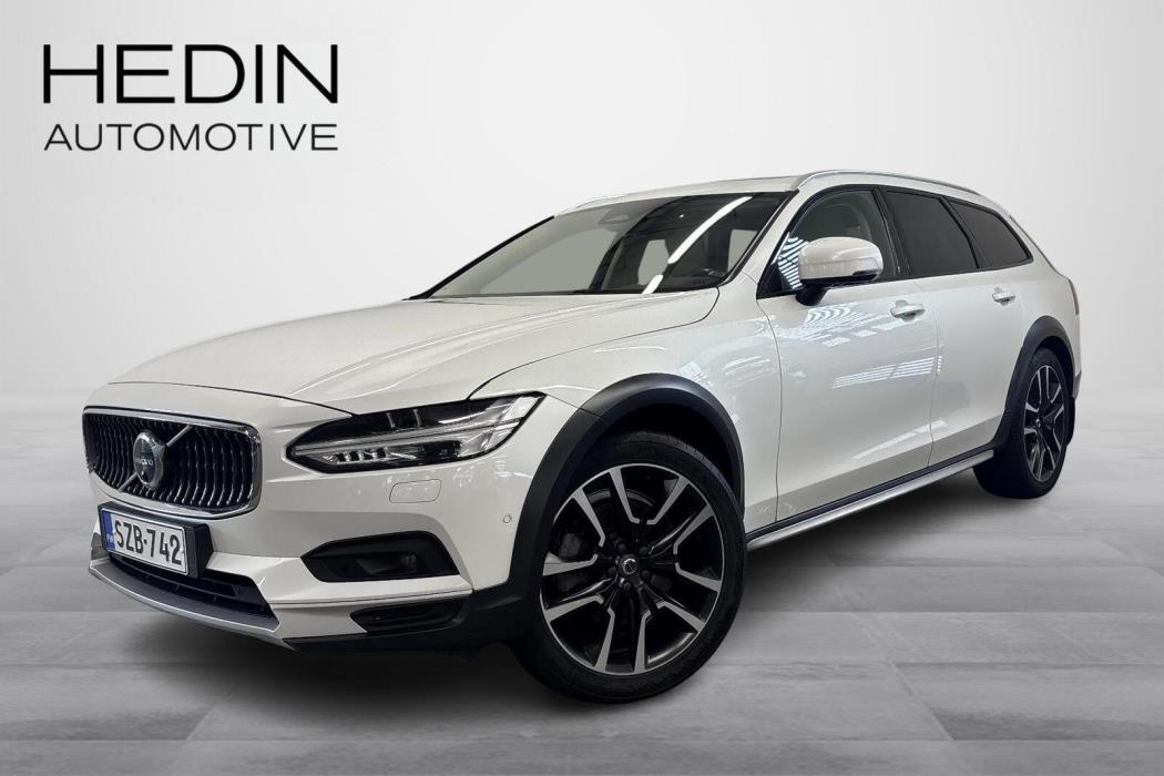 Volvo V90 Cross Country 2022
