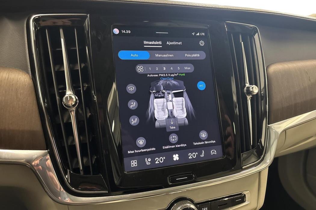 Volvo V90 Cross Country 2022