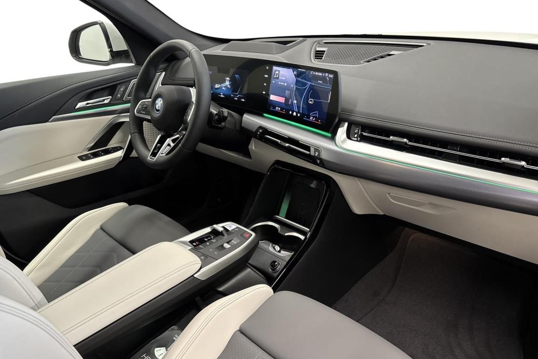BMW iX1 2026