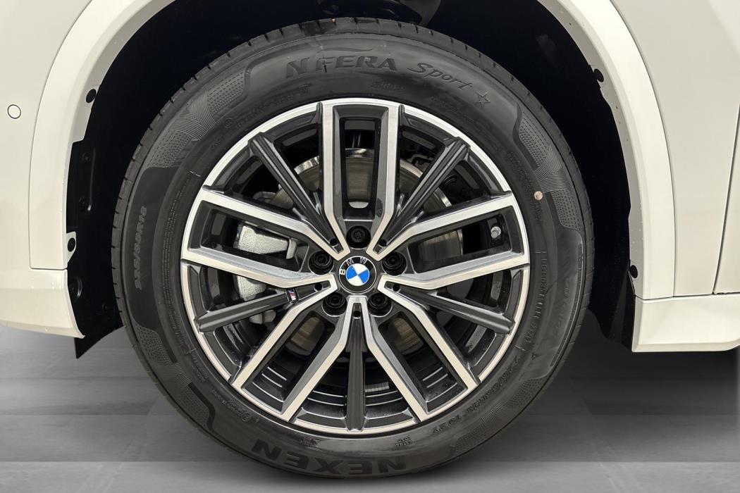 BMW iX1 2026