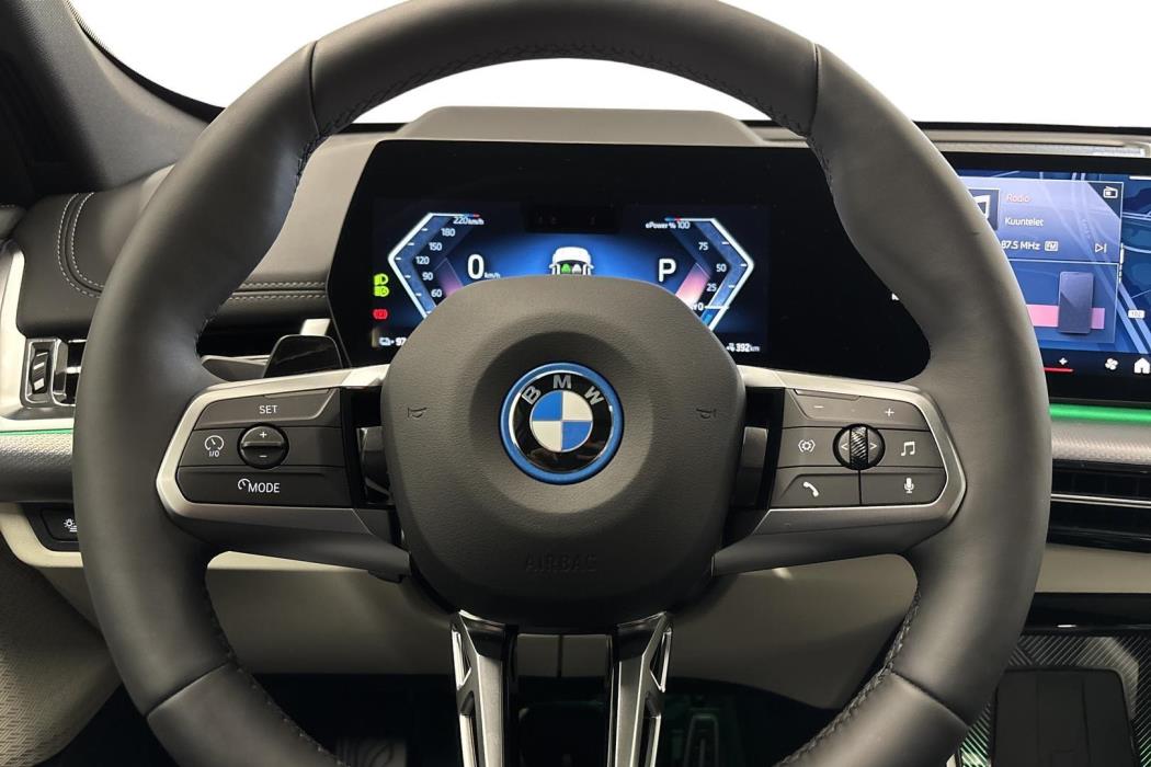 BMW iX1 2026