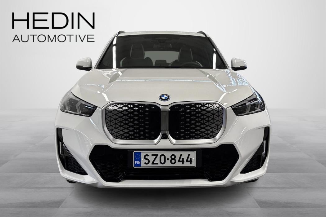 BMW iX1 2026