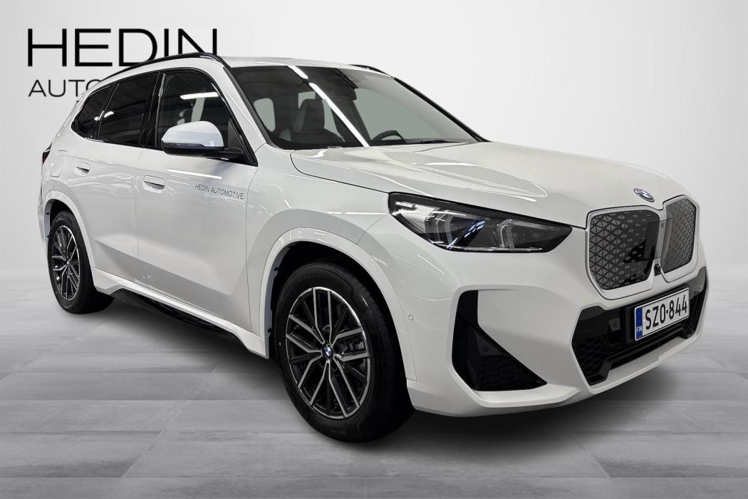 BMW iX1 2026