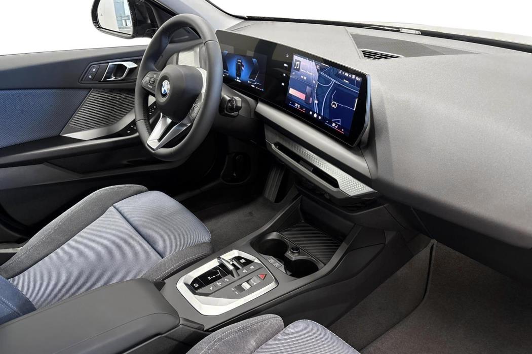 BMW 120 2026