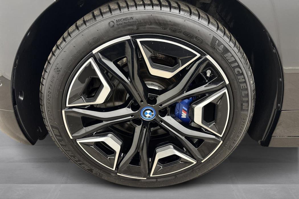 BMW iX 2023