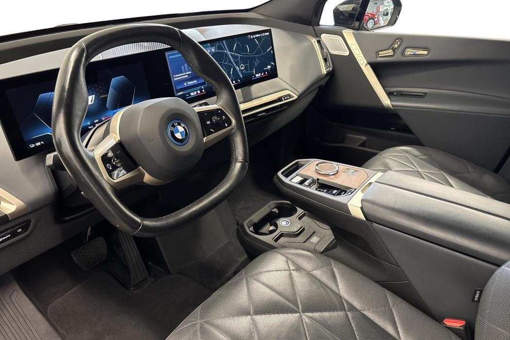 BMW iX 2023