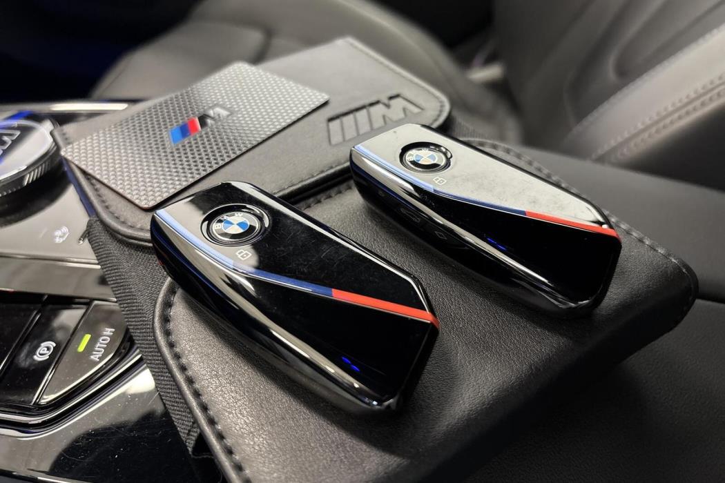 BMW M5 2025